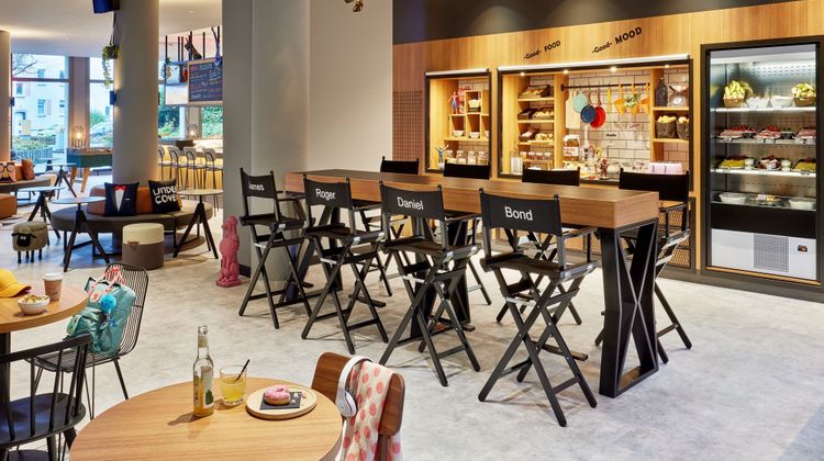 Moxy Bochum Lobby