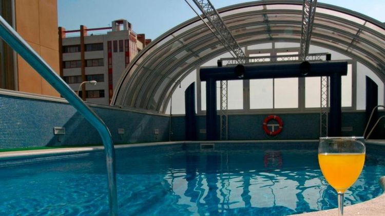 Hotel Vertice Sevilla Pool