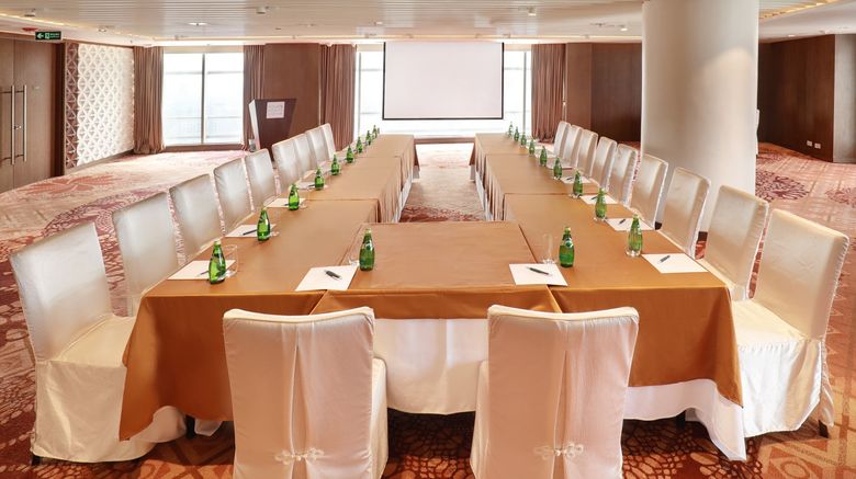 <b>Crowne Plaza Dhaka Gulshan Ballroom</b>. Images powered by <a href="https://www.leonardoworldwide.com/" title="Leonardo Worldwide" target="_blank">Leonardo</a>.