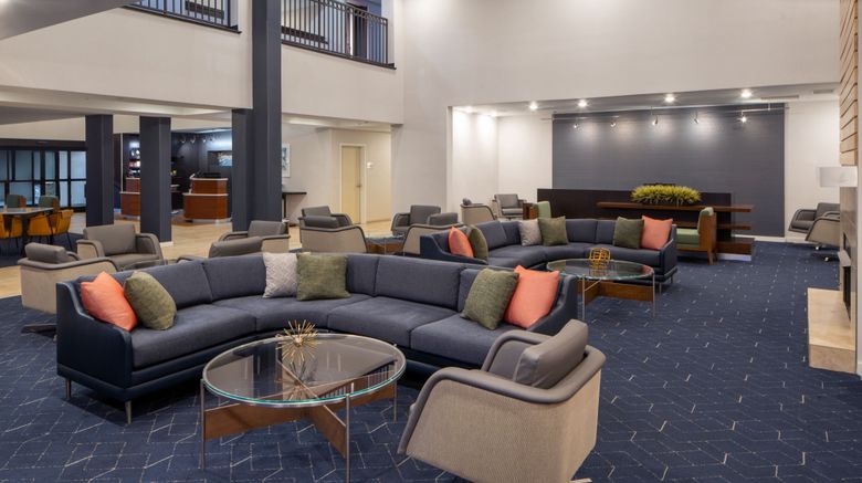 <b>Courtyard Decatur Lobby</b>. Images powered by <a href="https://www.leonardoworldwide.com/" title="Leonardo Worldwide" target="_blank">Leonardo</a>.