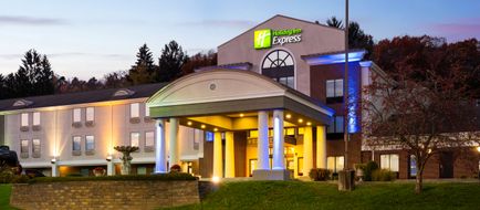 Holiday Inn Express Exterior