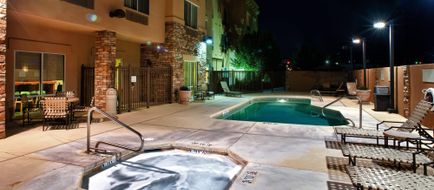 Fairfield Inn & Suites by Marriott Exterior