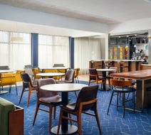 Courtyard Columbus Worthington Lobby