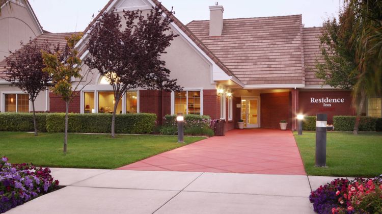 Residence Inn Salinas Monterey Exterior