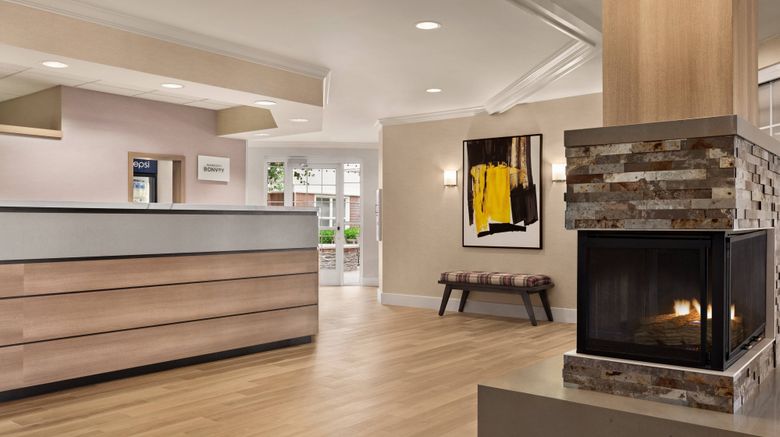 <b>Residence Inn Salinas Monterey Lobby</b>. Images powered by <a href="https://www.leonardoworldwide.com/" title="Leonardo Worldwide" target="_blank">Leonardo</a>.