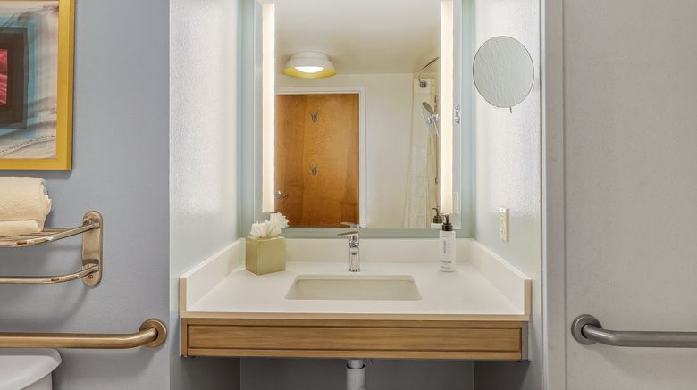 <b>Crowne Plaza Fort Myers Gulf Coast Room</b>. Images powered by <a href="https://www.leonardoworldwide.com/" title="Leonardo Worldwide" target="_blank">Leonardo</a>.
