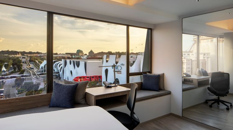 Travelodge Harbourfront Room