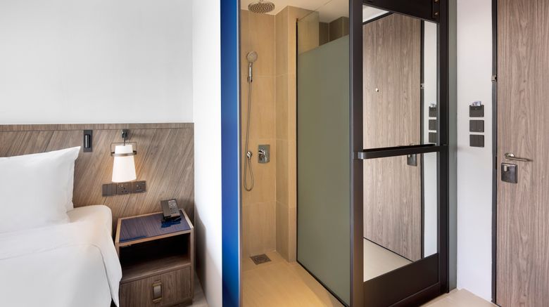 <b>Travelodge Harbourfront Room</b>. Images powered by <a href="https://www.leonardoworldwide.com/" title="Leonardo Worldwide" target="_blank">Leonardo</a>.