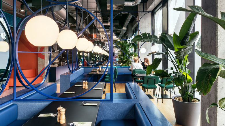 <b>The Social Hub Vienna Restaurant</b>. Images powered by <a href="https://www.leonardoworldwide.com/" title="Leonardo Worldwide" target="_blank">Leonardo</a>.