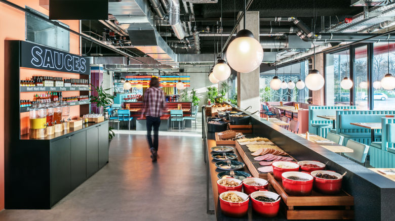 <b>The Social Hub Berlin Restaurant</b>. Images powered by <a href="https://www.leonardoworldwide.com/" title="Leonardo Worldwide" target="_blank">Leonardo</a>.