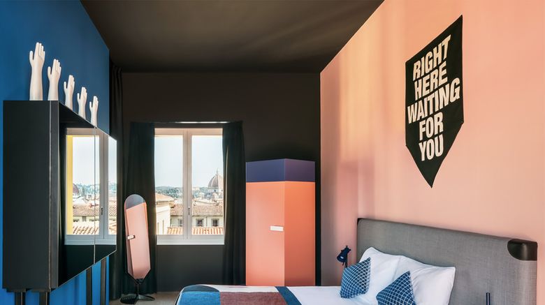 <b>The Social Hub Florence Suite</b>. Images powered by <a href="https://www.leonardoworldwide.com/" title="Leonardo Worldwide" target="_blank">Leonardo</a>.