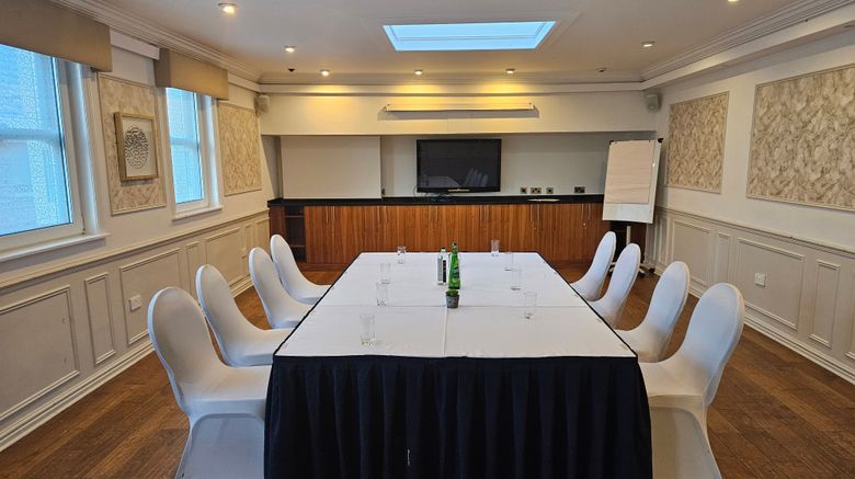 <b>Crown Spa Hotel Meeting</b>. Images powered by <a href="https://www.leonardoworldwide.com/" title="Leonardo Worldwide" target="_blank">Leonardo</a>.