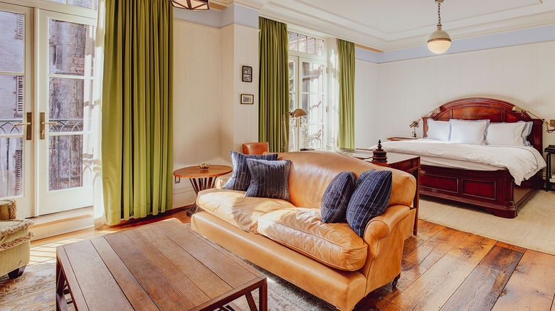 <b>The Greenwich Hotel Suite</b>. Images powered by <a href=https://www.travelagewest.com/Hotels/New-York-NY/