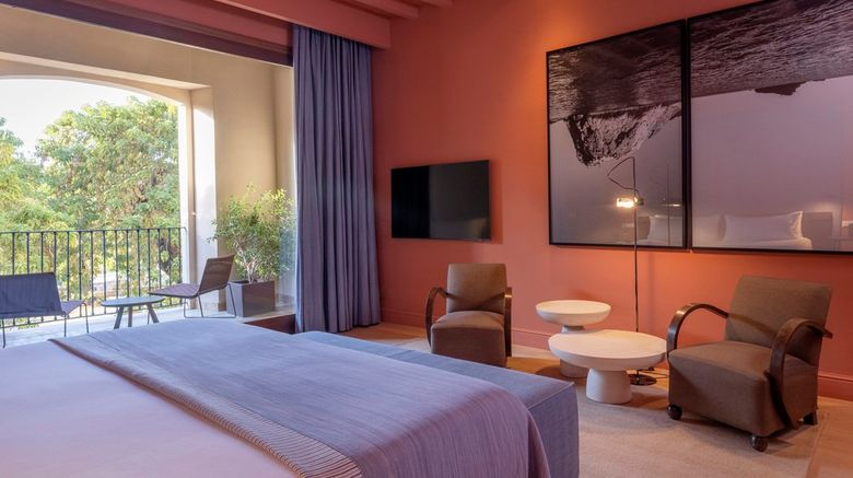 <b>Calatrava Mediterranean Sea House Suite</b>. Images powered by <a href="https://www.leonardoworldwide.com/" title="Leonardo Worldwide" target="_blank">Leonardo</a>.