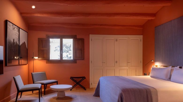 Calatrava Mediterranean Sea House Room. Images powered by <a href="https://www.leonardoworldwide.com" target="_blank" rel="noopener">Leonardo</a>.