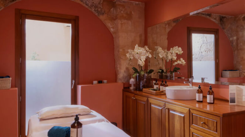 <b>Calatrava Mediterranean Sea House Spa</b>. Images powered by <a href="https://www.leonardoworldwide.com/" title="Leonardo Worldwide" target="_blank">Leonardo</a>.