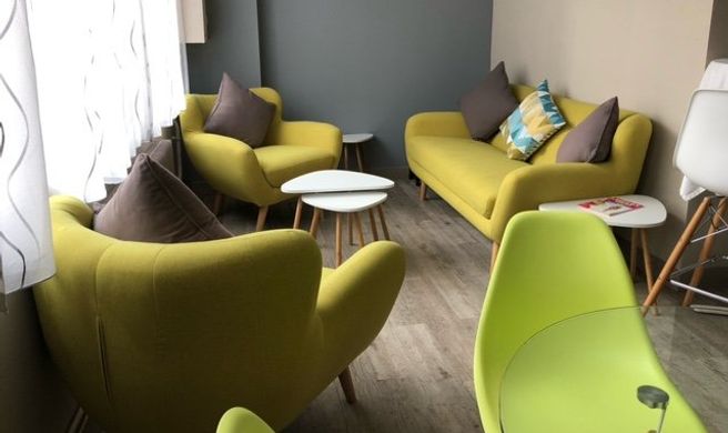 L'Hotel de l'Avenue Lobby