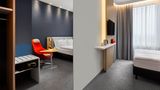 <b>Holiday Inn Express Munich City West Room</b>. Images powered by <a href="https://www.leonardoworldwide.com/" title="Leonardo Worldwide" target="_blank">Leonardo</a>.