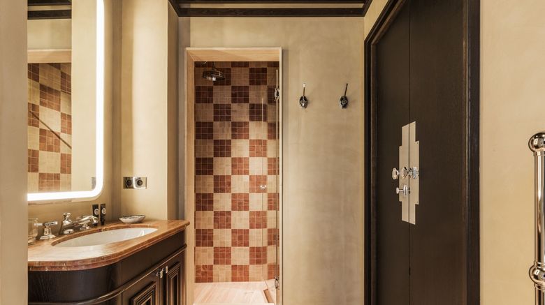 <b>Hotel Hana Room</b>. Images powered by <a href="https://www.leonardoworldwide.com/" title="Leonardo Worldwide" target="_blank">Leonardo</a>.