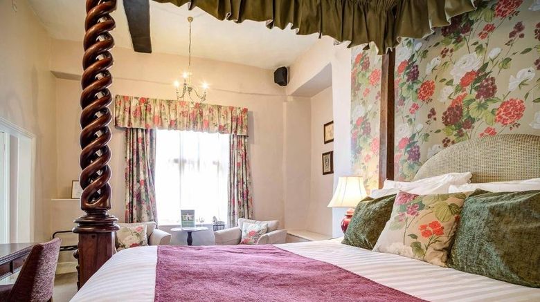 <b>The Speech House Hotel Room</b>. Images powered by <a href="https://www.leonardoworldwide.com/" title="Leonardo Worldwide" target="_blank">Leonardo</a>.