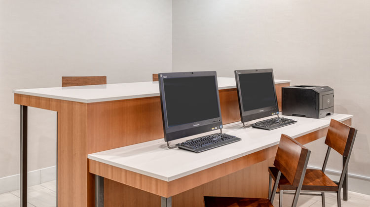 Holiday Inn Express & Suites Ottawa Airp Other