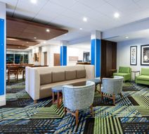 Holiday Inn Express & Suites South I-25 Exterior