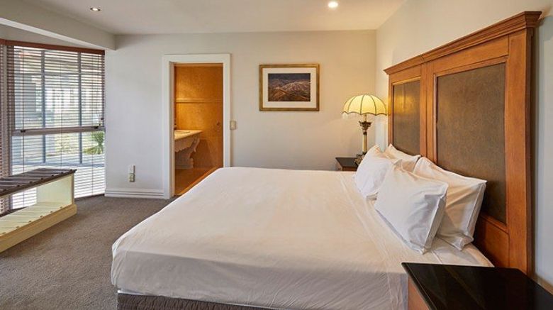 <b>Coronet Ridge Resort Suite</b>. Images powered by <a href="https://www.leonardoworldwide.com/" title="Leonardo Worldwide" target="_blank">Leonardo</a>.