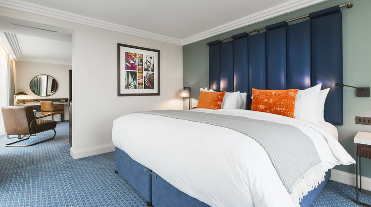 Clayton Hotel Cambridge Suite
