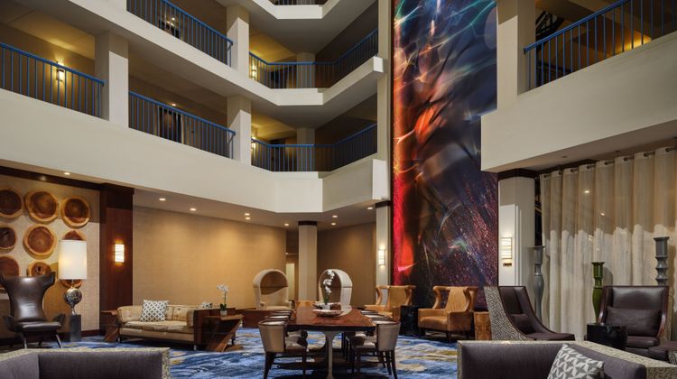 Delta Hotel Philadelphia Airport Lobby