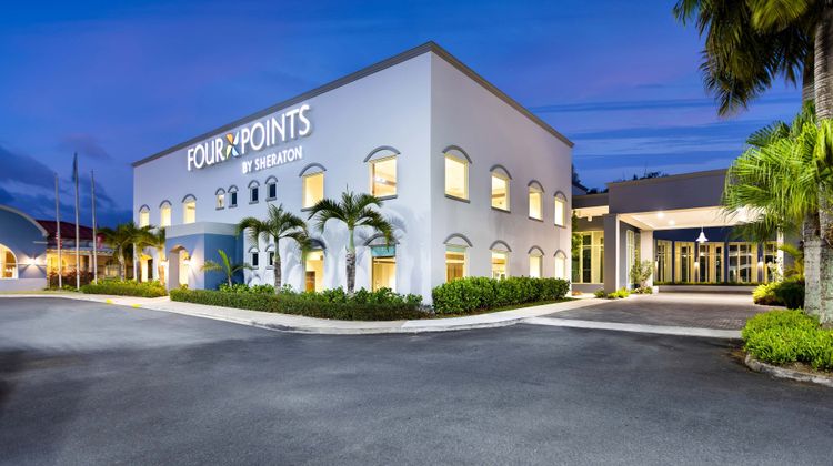 Four Points Caguas Real Hotel & Casino Exterior