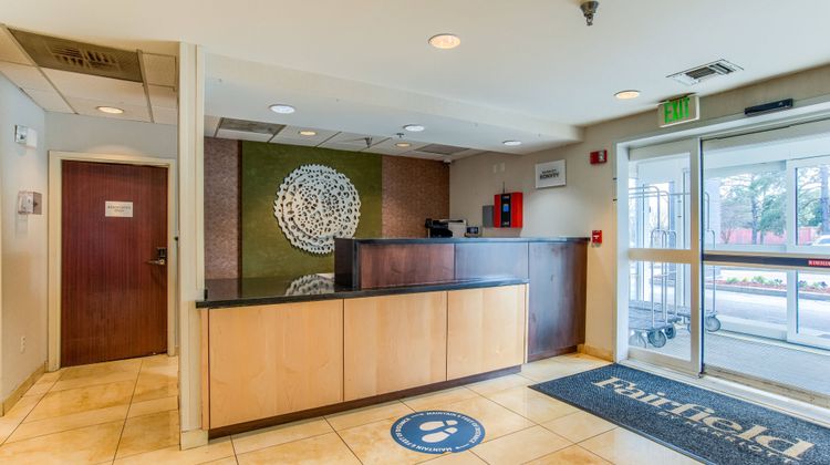Fairfield Inn & Suites Mobile Lobby
