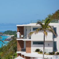 Azura Bermuda