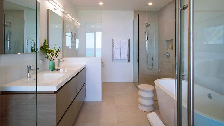 <b>Azura Bermuda Room</b>. Images powered by <a href="https://www.leonardoworldwide.com/" title="Leonardo Worldwide" target="_blank">Leonardo</a>.
