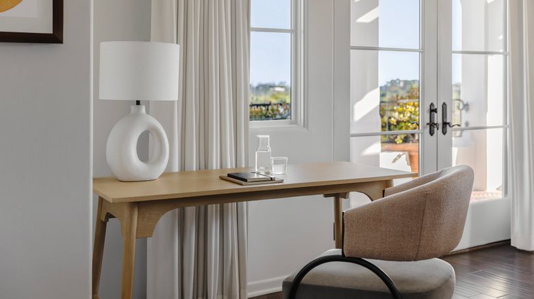 <b>The Kimpton Canary Suite</b>. Images powered by <a href="https://www.leonardoworldwide.com/" title="Leonardo Worldwide" target="_blank">Leonardo</a>.