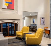 Holiday Inn Express Exterior