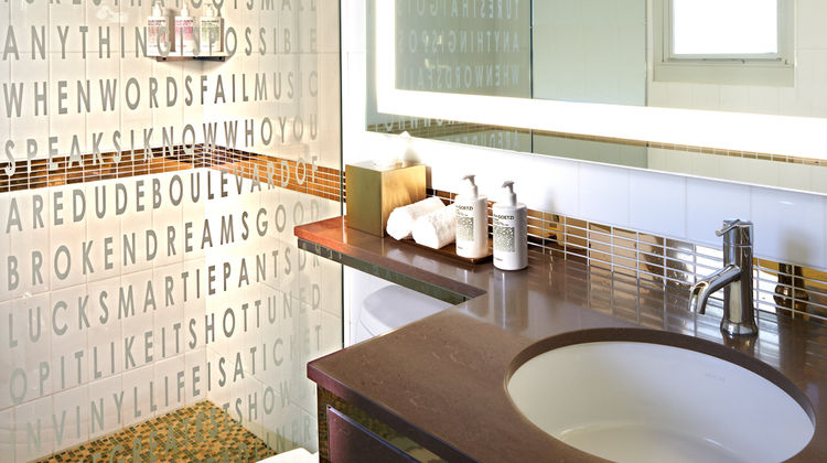 Hotel Ziggy on Sunset Room