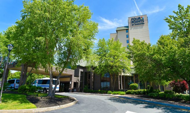 Four Points by Sheraton Wakefield Boston Exterior