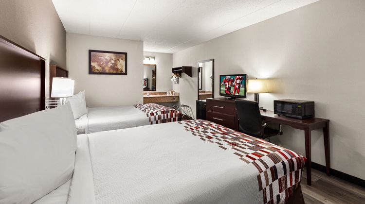 Red Roof Inn Springfield, IL Room