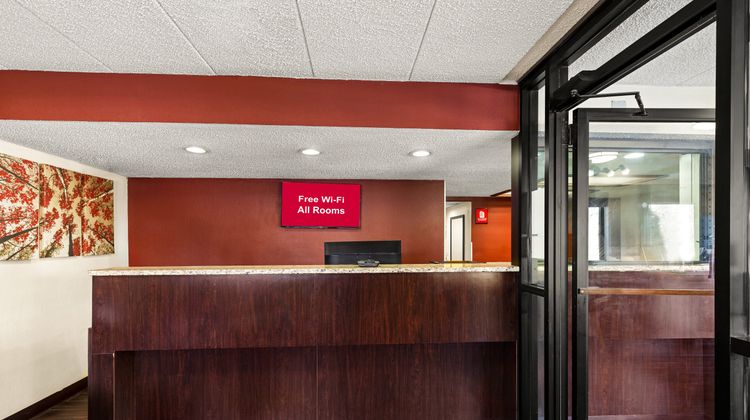 Red Roof Inn Springfield, IL Lobby