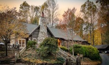 The Snowbird Mountain Lodge