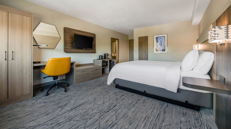 <b>Holiday Inn Express Sorrento Valley Room</b>. Images powered by <a href="https://www.leonardoworldwide.com/" title="Leonardo Worldwide" target="_blank">Leonardo</a>.
