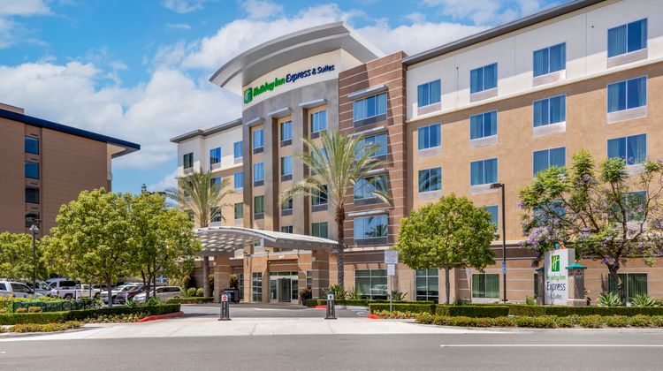Holiday Inn Express & Suites, Anaheim Other