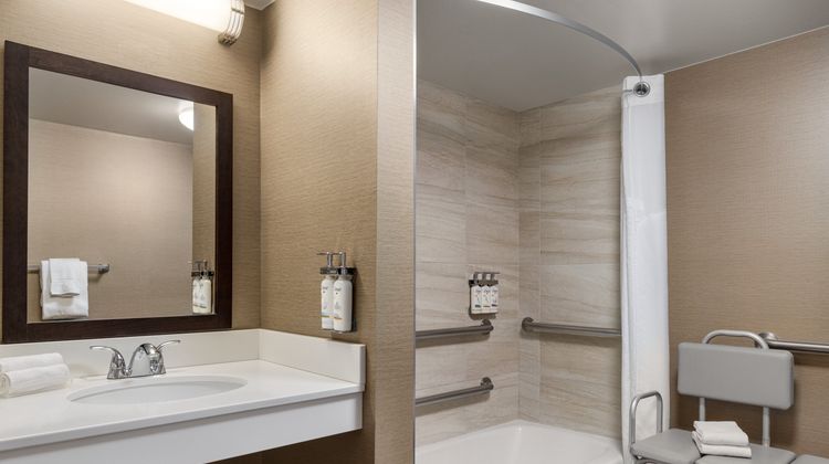 Holiday Inn Gaithersburg Room
