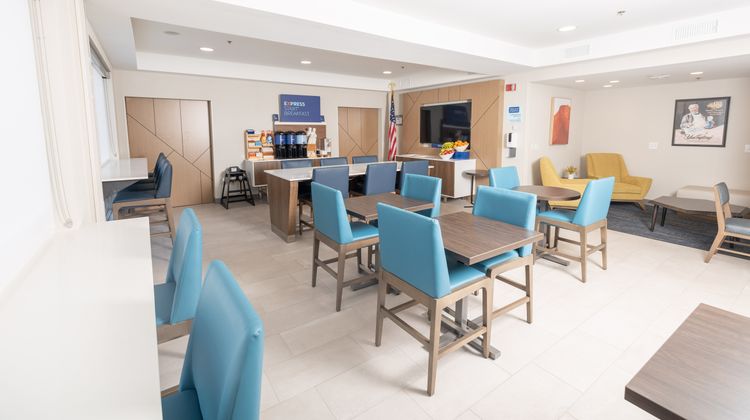 Holiday Inn Express Restaurant