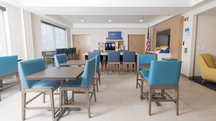 Holiday Inn Express Restaurant