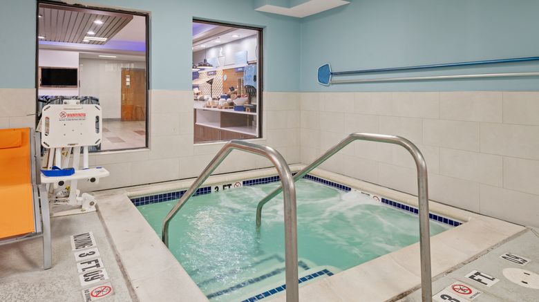 <b>Holiday Inn Express Hershey (Harrisburg) Pool</b>. Images powered by <a href="https://www.leonardoworldwide.com/" title="Leonardo Worldwide" target="_blank">Leonardo</a>.