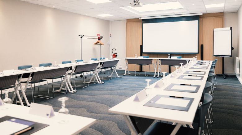 <b>Holiday Inn Express Lille Centre Meeting</b>. Images powered by <a href="https://www.leonardoworldwide.com/" title="Leonardo Worldwide" target="_blank">Leonardo</a>.