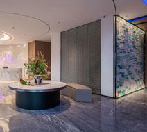 Holiday Inn Exp Nanbin Road Exterior