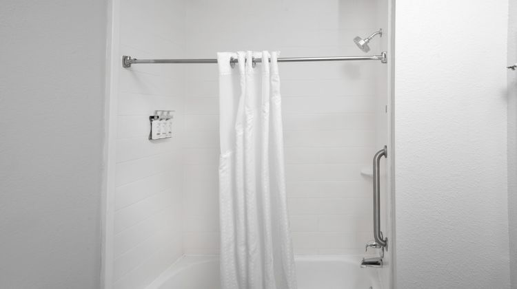 Holiday Inn Express and Suites Conway NW Room