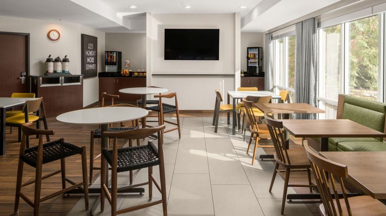<b>Fairfield Inn & Suites by Marriott Restaurant</b>. Images powered by <a href="https://www.leonardoworldwide.com/" title="Leonardo Worldwide" target="_blank">Leonardo</a>.